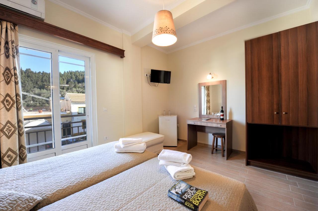 Ilios Hotel Лакка Екстер'єр фото