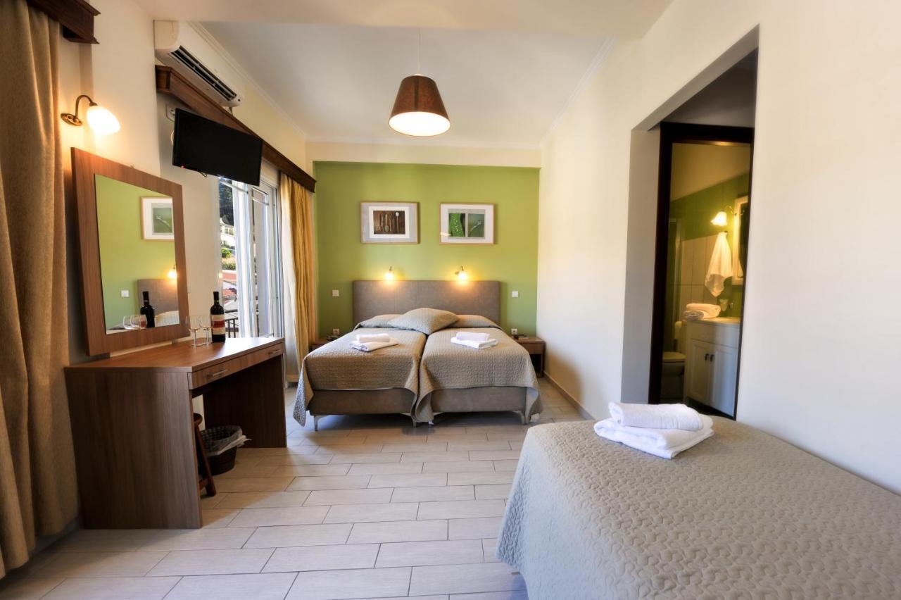 Ilios Hotel Лакка Екстер'єр фото