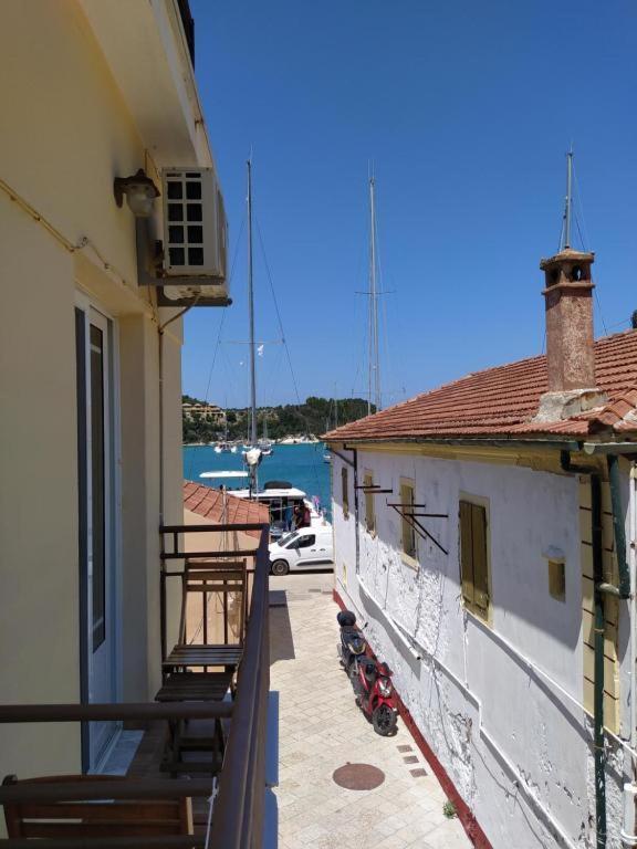Ilios Hotel Лакка Екстер'єр фото