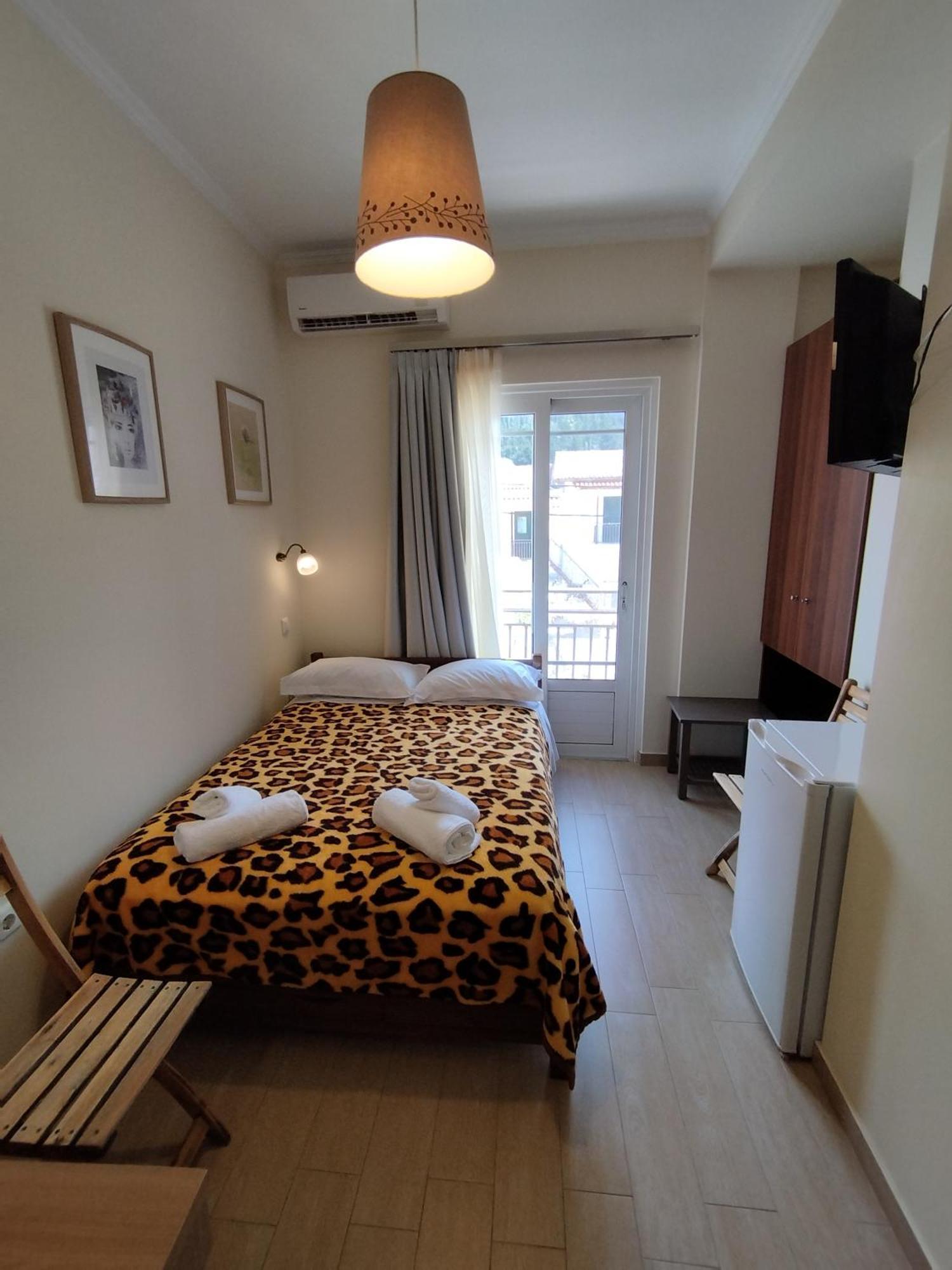 Ilios Hotel Лакка Екстер'єр фото
